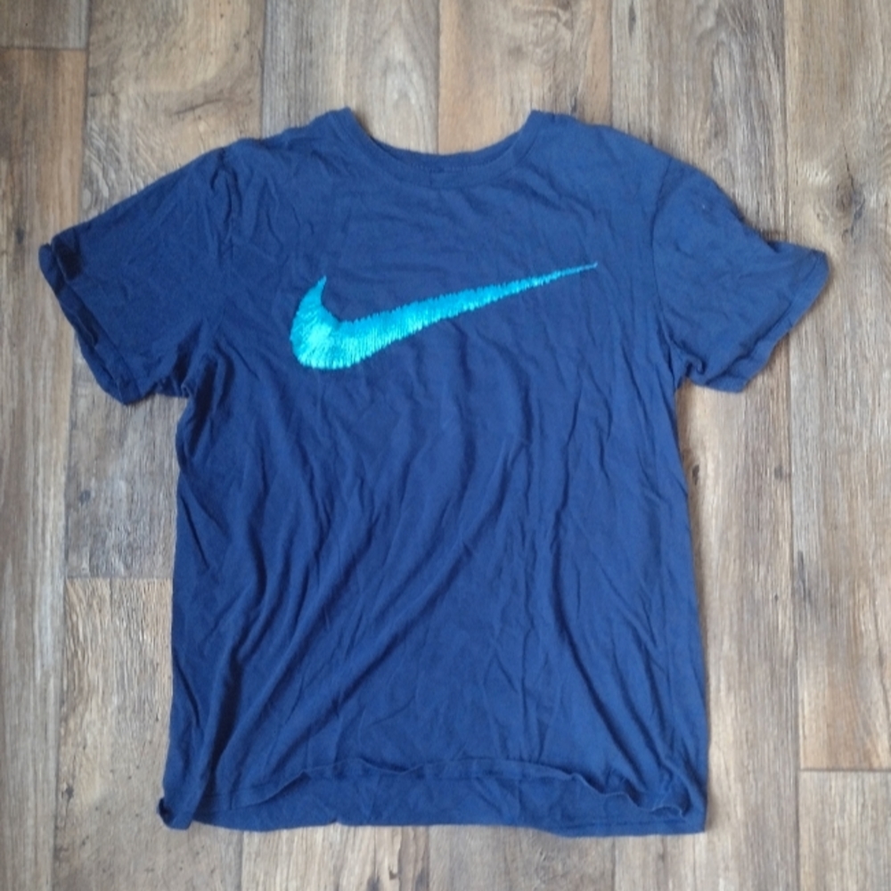 Nike swoosh tee shirt